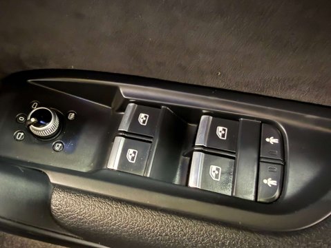 Audi Q5 2.0 Q5 S Line 40 TDI Quattro Semi-Auto 4WD 5dr 12