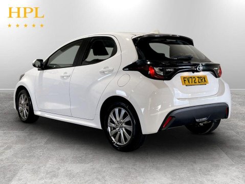 Toyota Yaris 1.5 VVT-h Icon Hatchback 5dr Petrol Hybrid E-CVT Euro 6 (s/s) (116 ps) Air 5