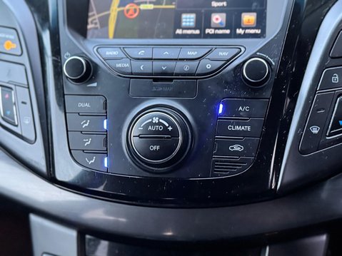 Hyundai i40 1.7 CRDi Blue Drive SE Nav Tourer Euro 6 (s/s) 5dr 12