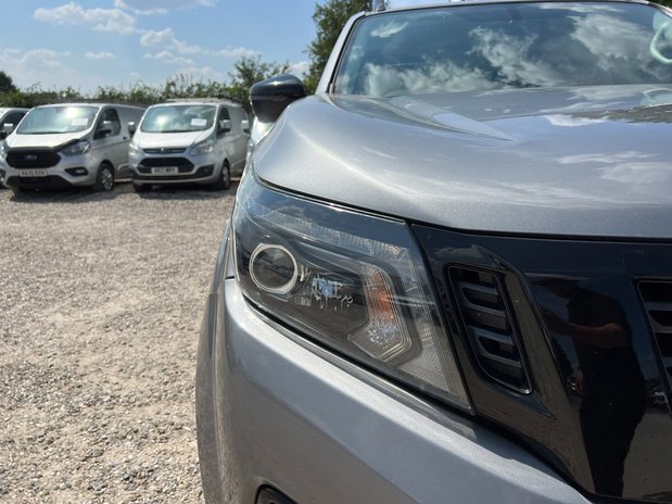 Nissan Navara N-Guard | Auto | 2.3 LT | Dbl Cab | Nav | Sensors | Cam | EURO 6 | NO VAT 20