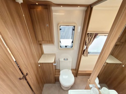 Bailey Unicorn Cabrera  23