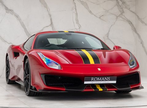 Ferrari 488 Pista 1