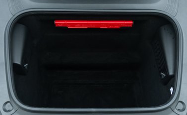 Porsche 718 SPYDER 41