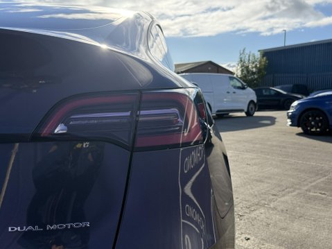 Tesla Model Y (Dual Motor) Long Range SUV 5dr Electric Auto 4WDE (384 bhp) 19