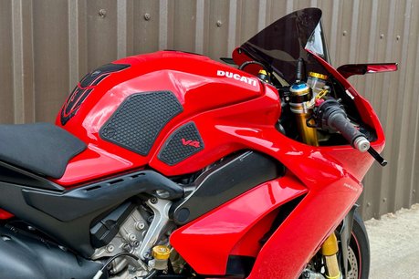 Ducati Panigale V4 1.1 Panigale V4 7