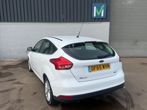 Ford Focus 1.0T EcoBoost Zetec Euro 6 (s/s) 5dr 4