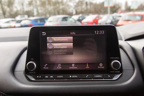 Nissan Qashqai DIG-T ACENTA PREMIUM MHEV 26