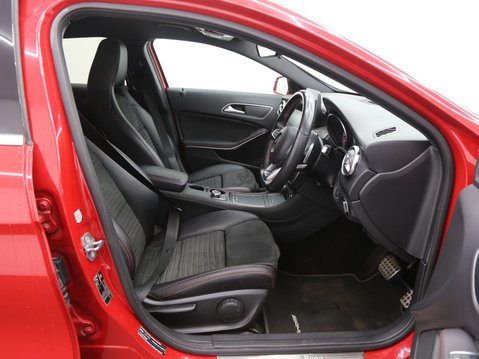 Mercedes-Benz GLA 1.6 GLA180 AMG Line Edition 7G-DCT Euro 6 (s/s) 5dr 21