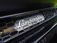 Lamborghini Huracan LP 640-4 EVO 18