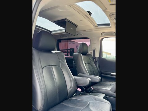 Toyota Vellfire G Edition V6 Sunroof 7