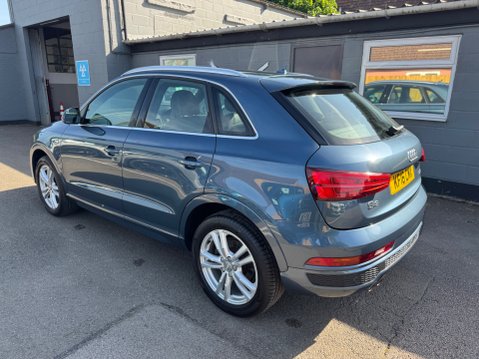 Audi Q3 TFSI S LINE 8