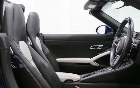 Porsche 718 Boxster PDK - Sports Exhaust, PDLS, Rev Camera and More 8