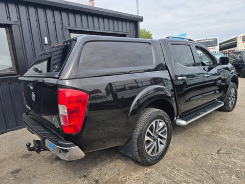 Nissan Navara DCI TEKNA 4X4 SHR DCB 6