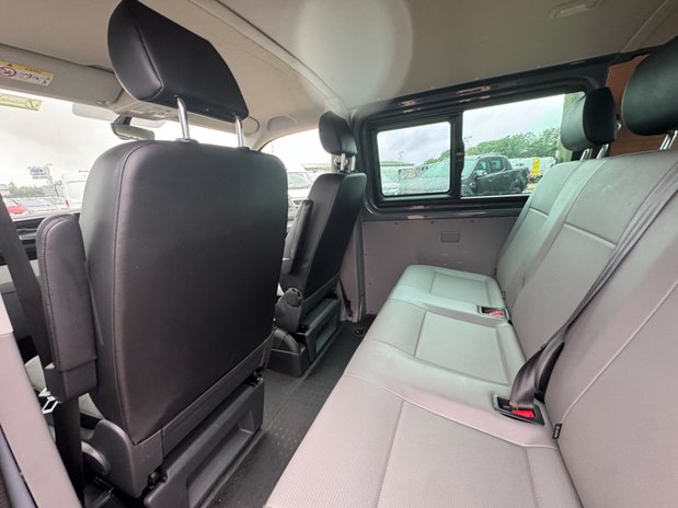 Volkswagen Transporter Crew Cab AUTO SWB L1H1 T32 Tdi Kombi Highline Air Con Sensors SELECT 13