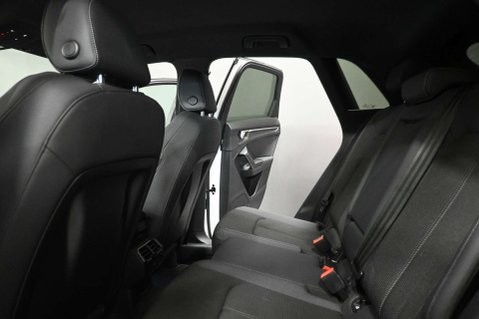 Audi Q3 1.5 Q3 S Line 35 TFSI MHEV Semi-Auto 5dr 28