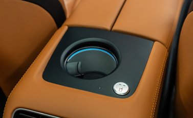 Mercedes-Benz GLS 450 25