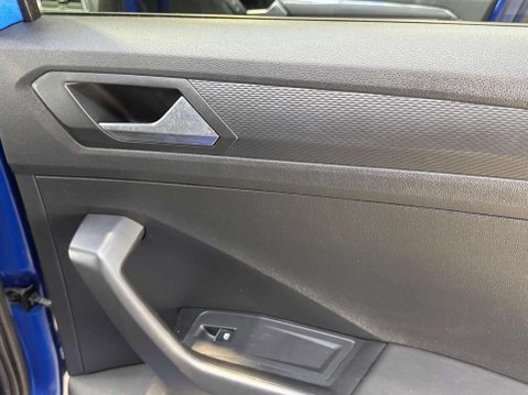 Volkswagen T-Roc 1.5 T-Roc R-Line TSi Evo Semi-Auto 5dr 60