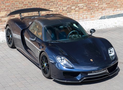 Porsche 918 Spyder Weissach 9