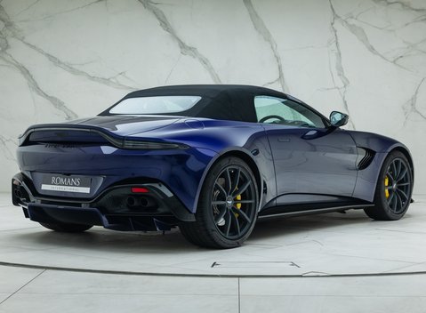 Aston Martin V8 Vantage ROADSTER 8