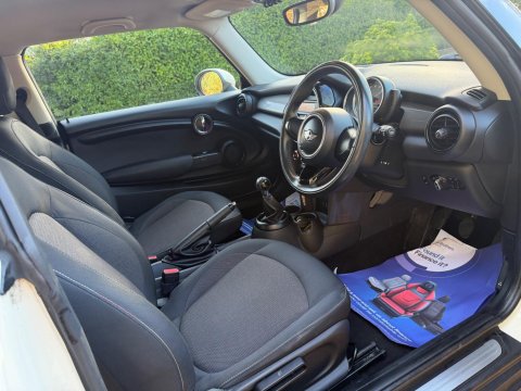 Mini Hatch 1.2 One Euro 6 (s/s) 3dr 13