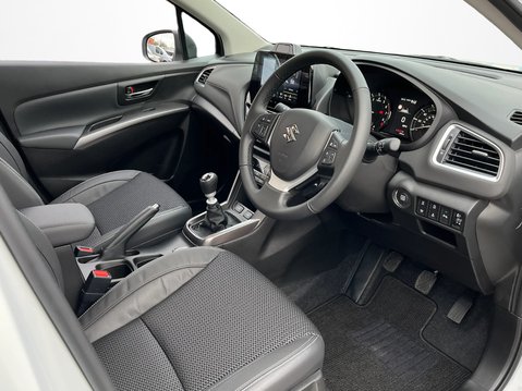 Suzuki S-Cross 1.4 Boosterjet 48V Hybrid Ultra ALLGRIP 5dr 14