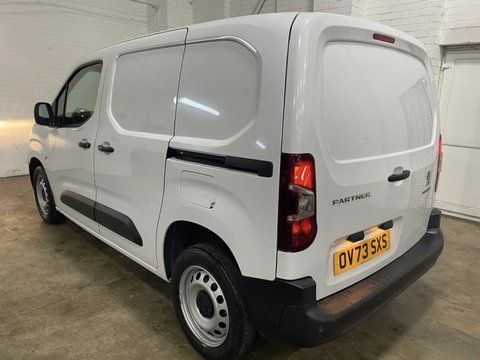 Peugeot Partner BLUEHDI PROFESSIONAL PREMIUM PLUS L1 9