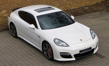 Porsche Panamera Turbo 3