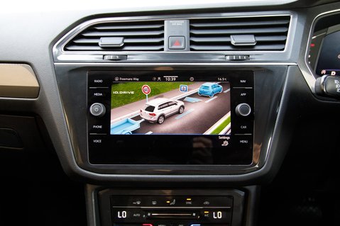 Volkswagen Tiguan Allspace LIFE TSI DSG 24