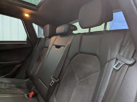 Porsche Macan 2.0 Macan Semi-Auto 4WD 5dr 69