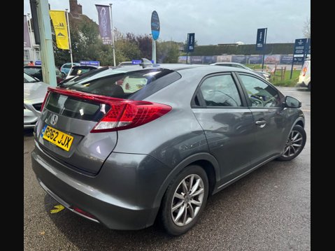 Honda Civic 1.8 i-VTEC EX Euro 5 (s/s) 5dr 4