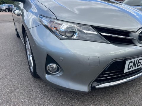 Toyota Auris 1.6 V-Matic Excel Euro 5 5dr 13