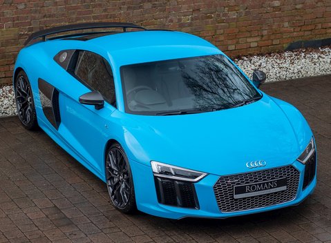 Audi R8 V10 Plus 8