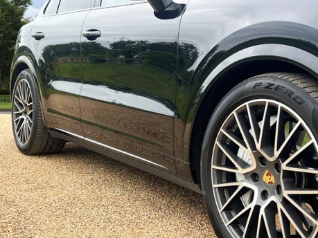 Porsche Cayenne V8 TURBO TIPTRONIC 15