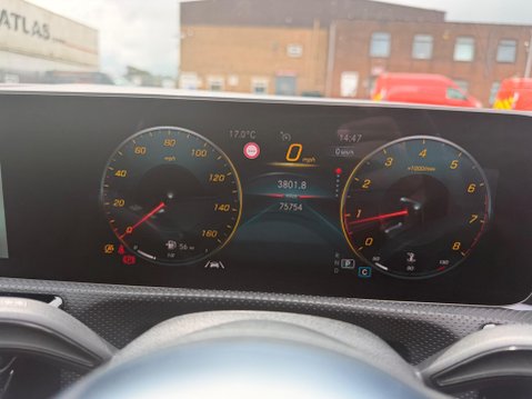 Mercedes-Benz A Class 1.3 A200 AMG Line (Premium) 7G-DCT Euro 6 (s/s) 5dr 33