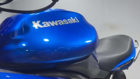 Kawasaki Er ER6 2010 ONLY 16K MOT SERVICED COMMUTER A2 BIKE 650CC TWIN 23