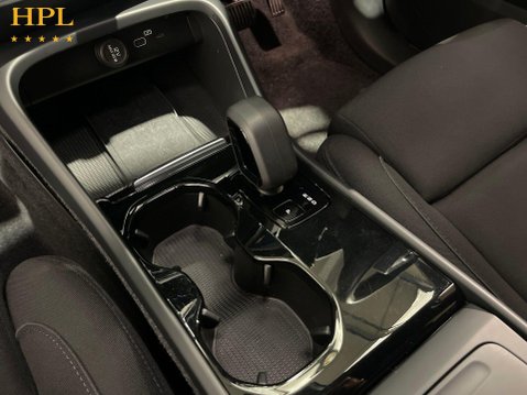 Volvo XC40 Recharge 69kWh Core SUV 5dr Electric Auto RWD (238 ps) 17