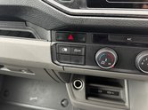 Volkswagen Crafter MWB L2H2 High Roof Trendline Cr35 Air Con EURO 6* 33