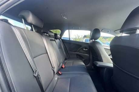 Toyota Avensis 1.8 V-Matic Design Touring Sports 5dr Petrol Manual Euro 6 (147 ps) 17
