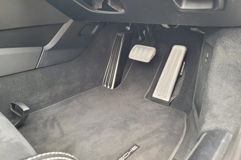 Porsche 911 GT3 RS PDK 42