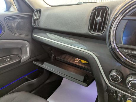 Mini Countryman 1.5 Countryman Cooper S E ALL4 Auto 4WD 5dr 60