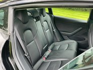 Tesla Model 3 STANDARD RANGE PLUS 17