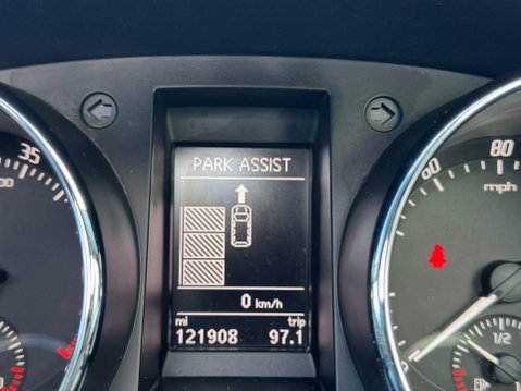 Skoda Yeti 2.0 TDI Laurin & Klement Outdoor DSG 4WD Euro 6 (s/s) 5dr 27