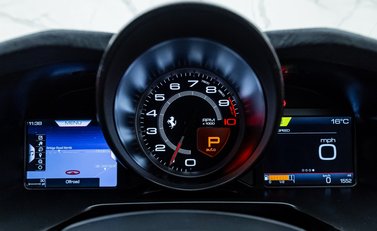 Ferrari 812 Competizione 18