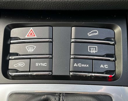 Porsche Macan 3.0 Macan S Semi-Auto 4WD 5dr 50