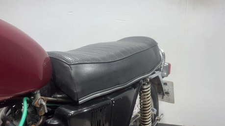 Triumph Bonneville 650 1973 GOOD RUNNING PROJECT BIKE CLASSIC BARN FIND 650CC 21