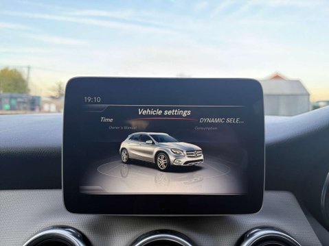Mercedes-Benz GLA 1.6 GLA 180 Urban Edition Auto 5dr 18