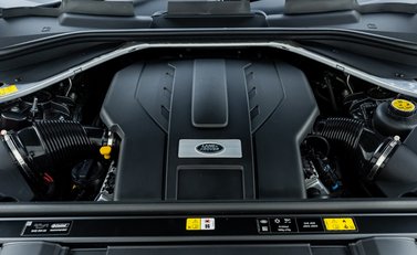 Land Rover Range Rover P530 SV 43