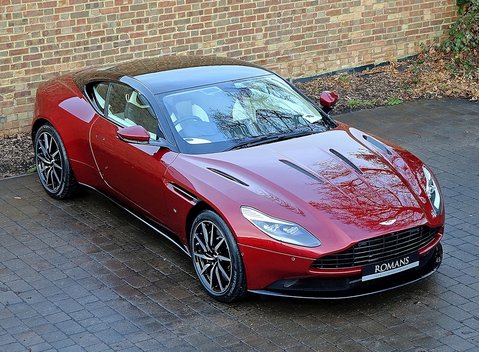 Aston Martin DB11 Launch Edition 4