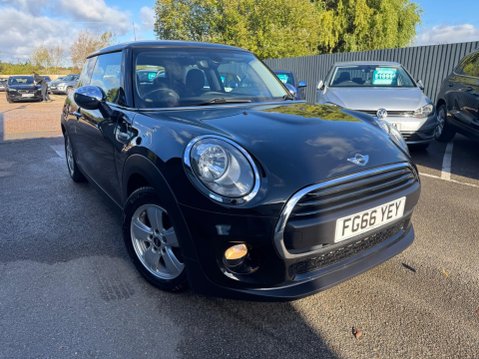 Mini Hatch ONE 2