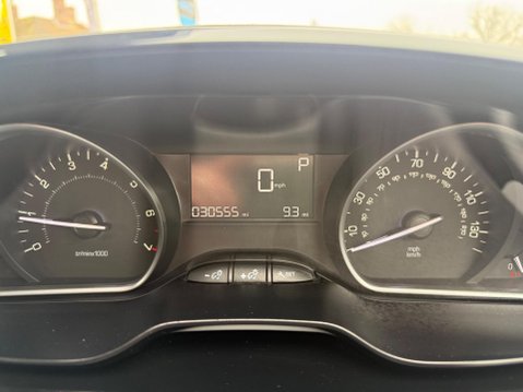 Peugeot 208 1.2 PureTech Allure EAT Euro 6 (s/s) 5dr 30